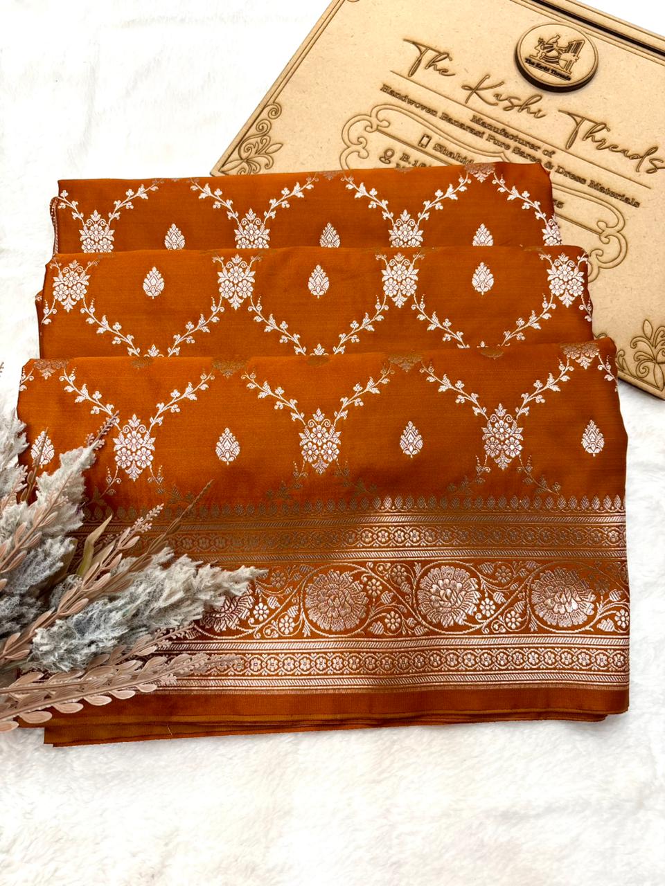 Saree Mashru Silk Jaal & Buti