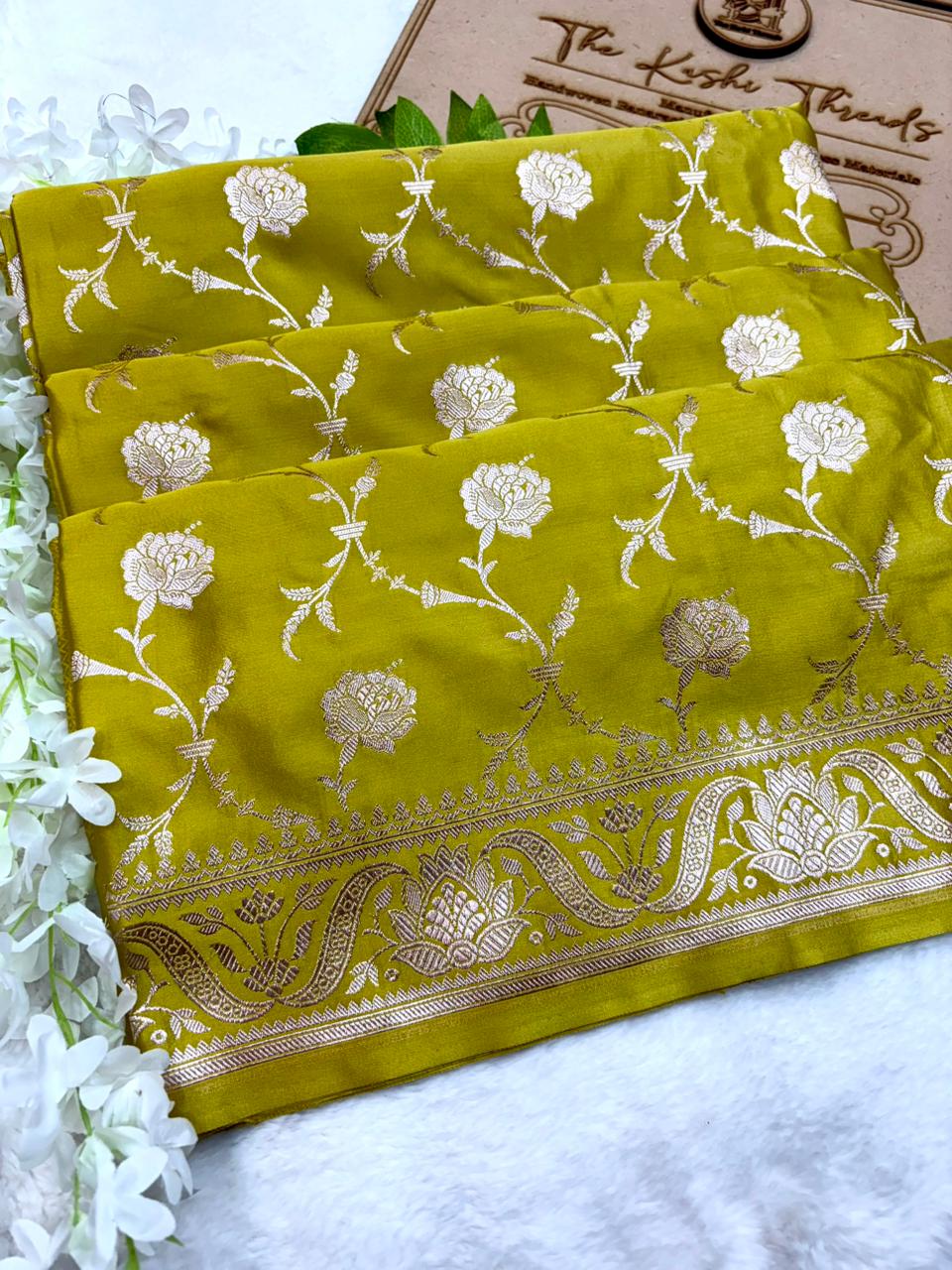 Saree Mashru Silk Jaal lotus border