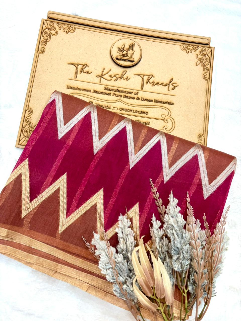 Saree Pure Banarasi Kora Silk borderless Zig-Zag Jaal Rangkat