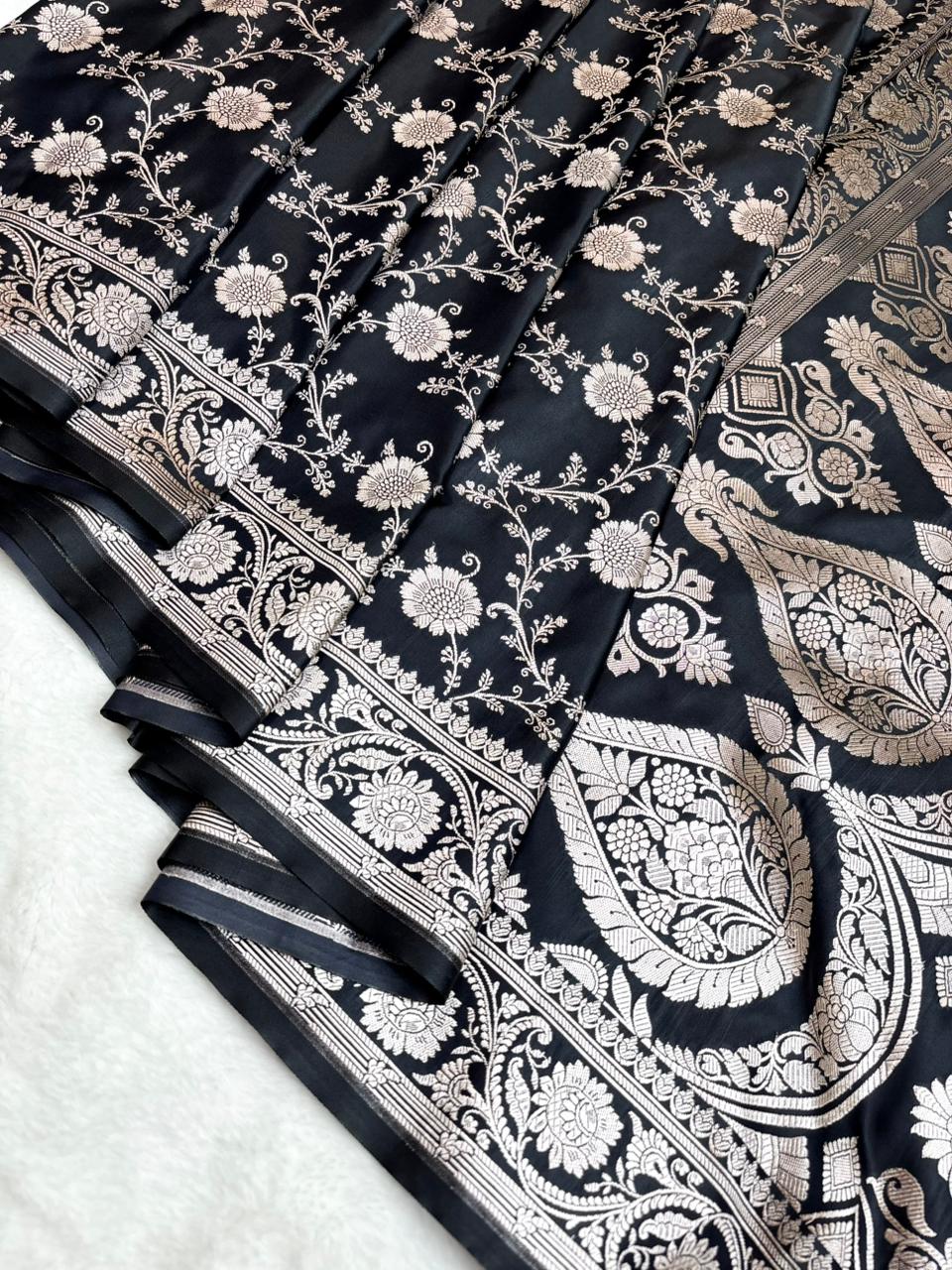Saree Mashru Silk Jaal