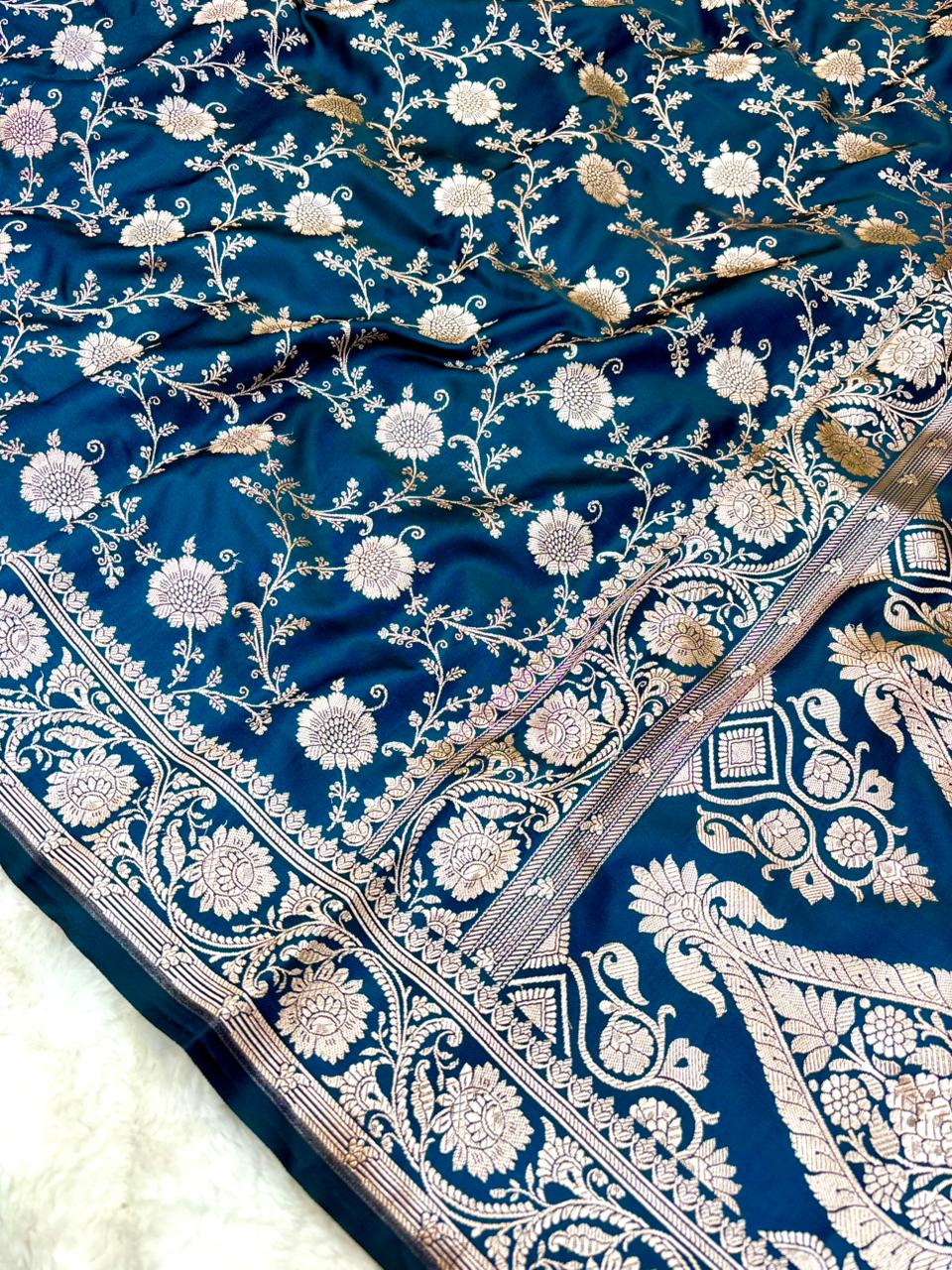 Saree Mashru Silk Jaal