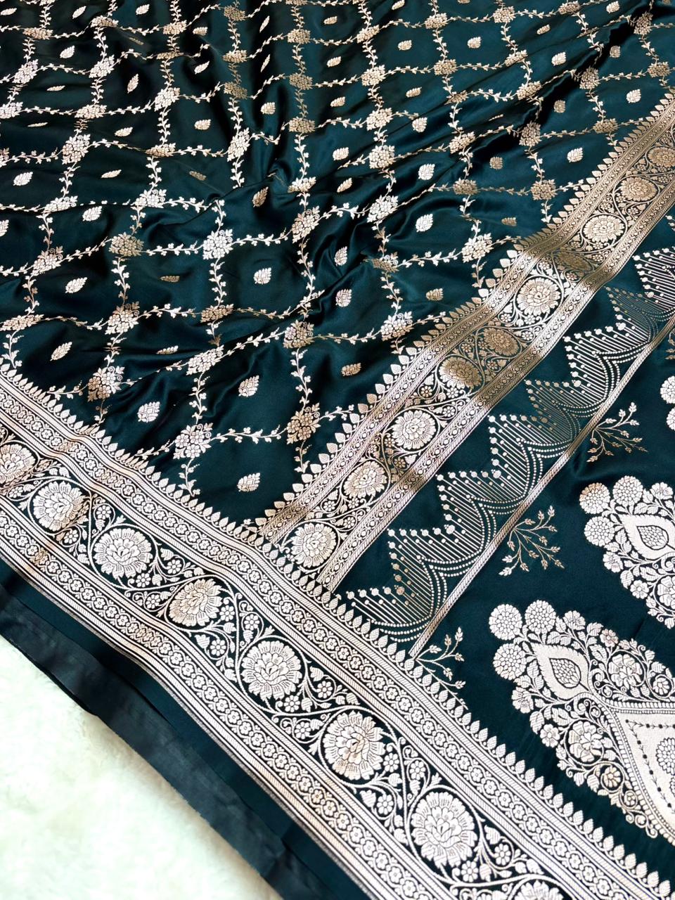 Saree Mashru Silk Jaal & Buti