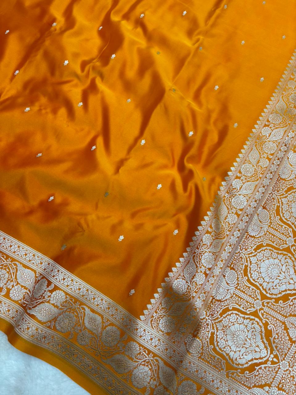 Saree Mashru Silk Small Buti