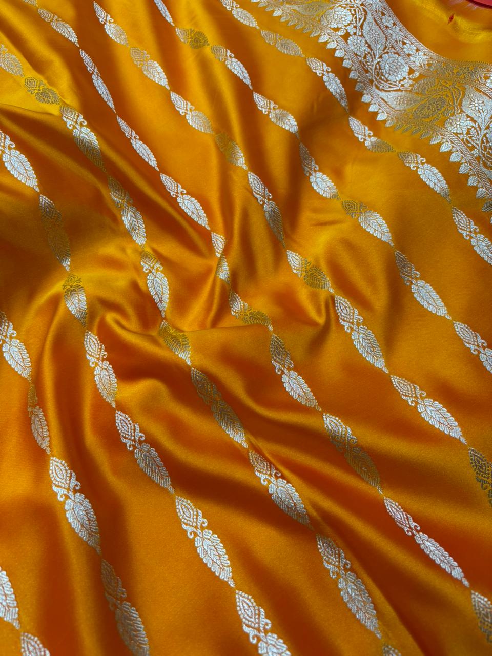 Saree Mashru Silk Small Buti