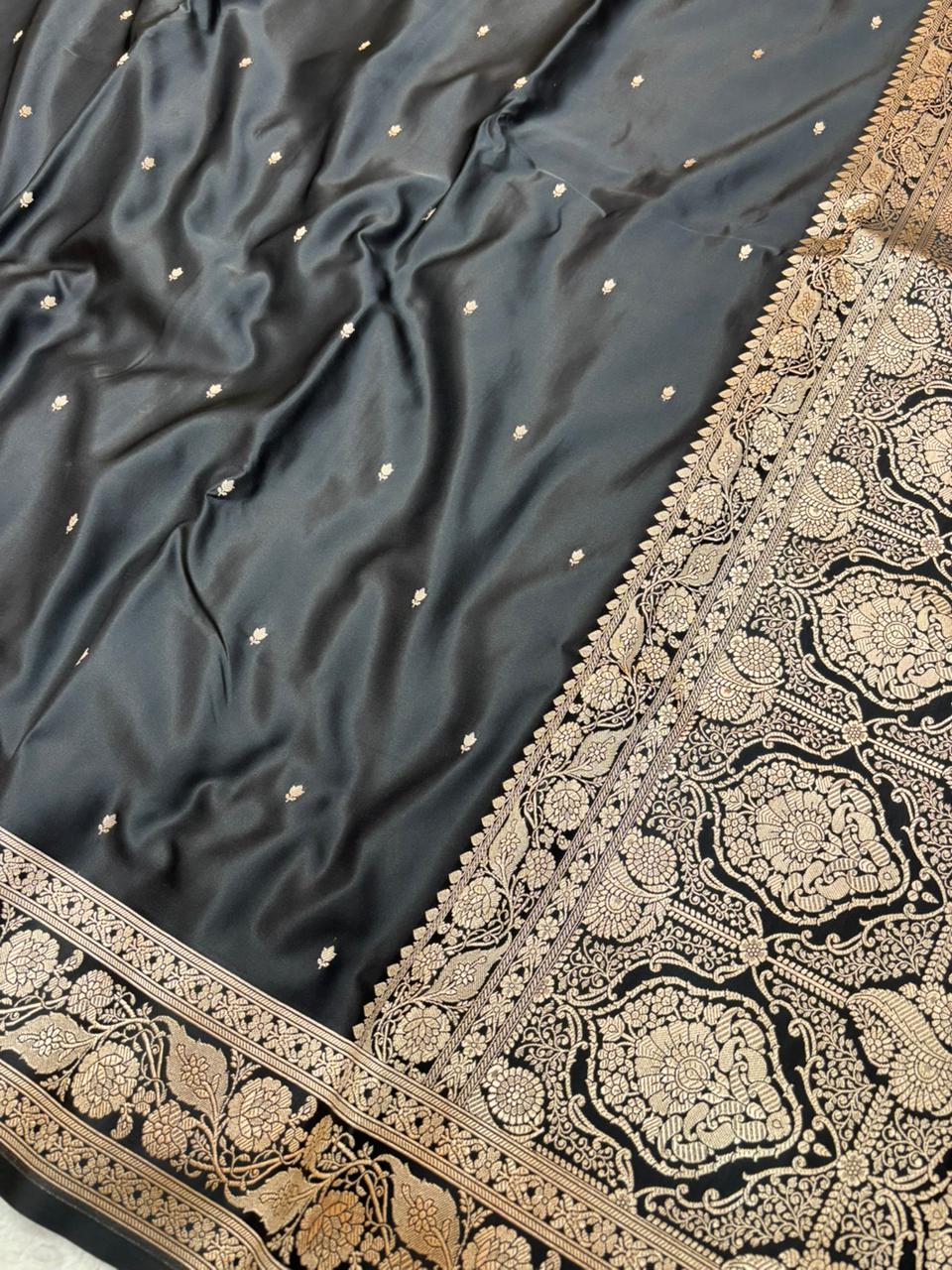 Saree Mashru Silk Small Buti