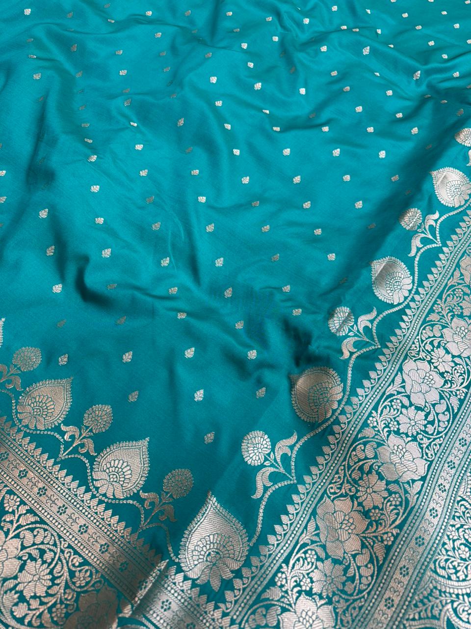 Saree Silk Banarasi Buti