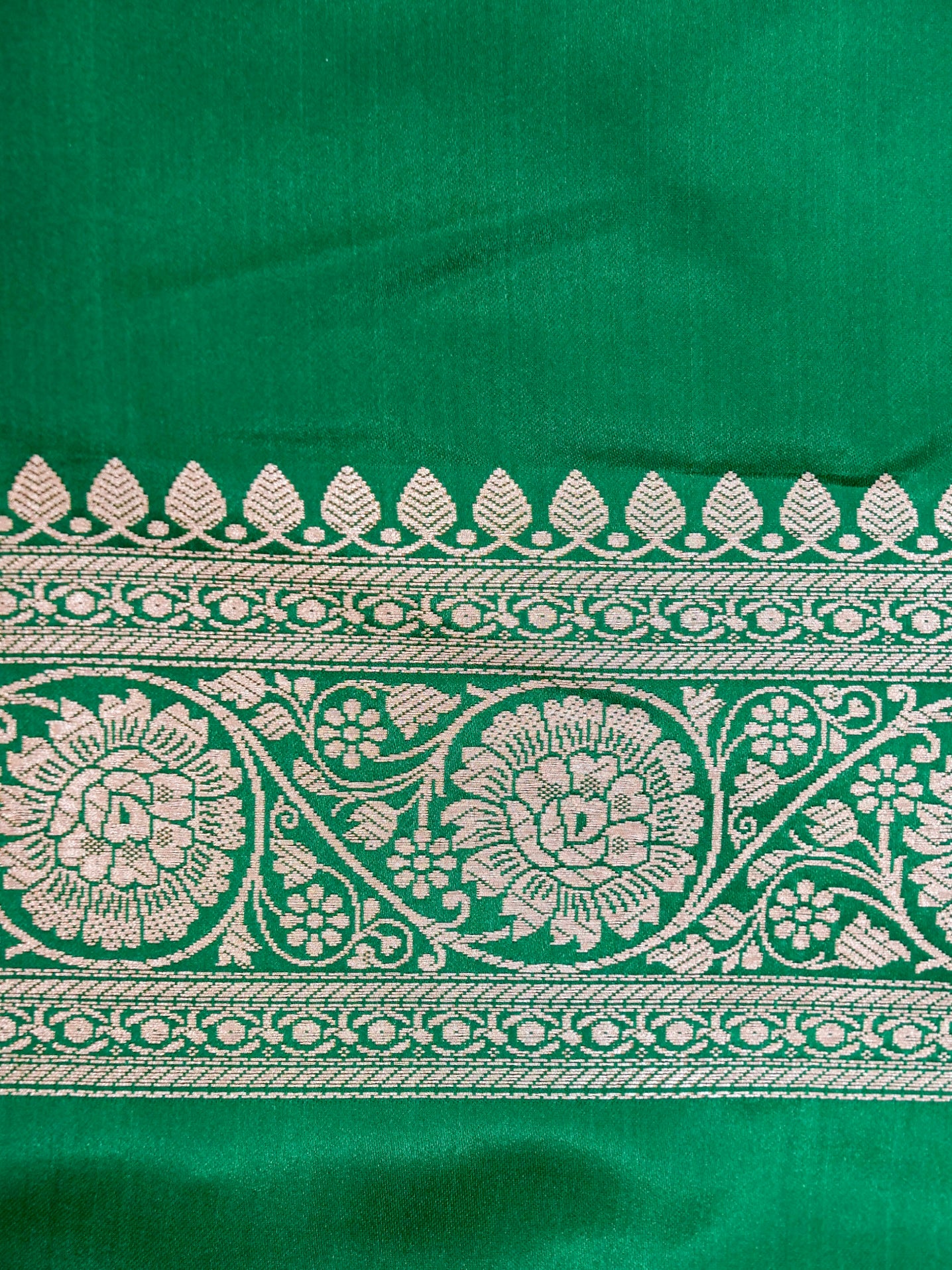 Banarasi Mashru Silk Jall in green