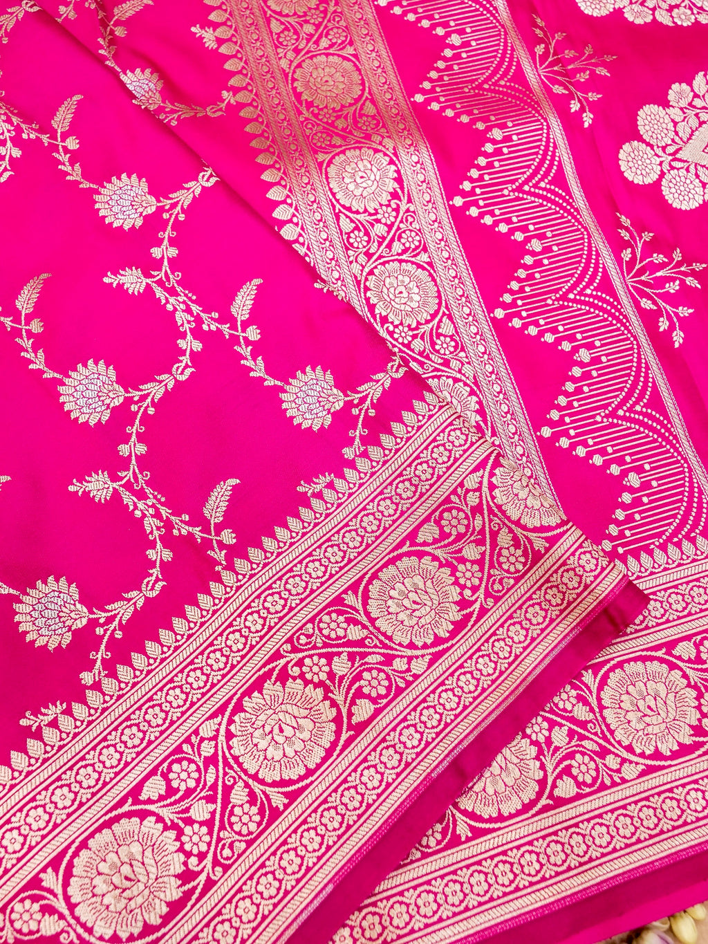 Banarasi Mashru Silk Jall in pink