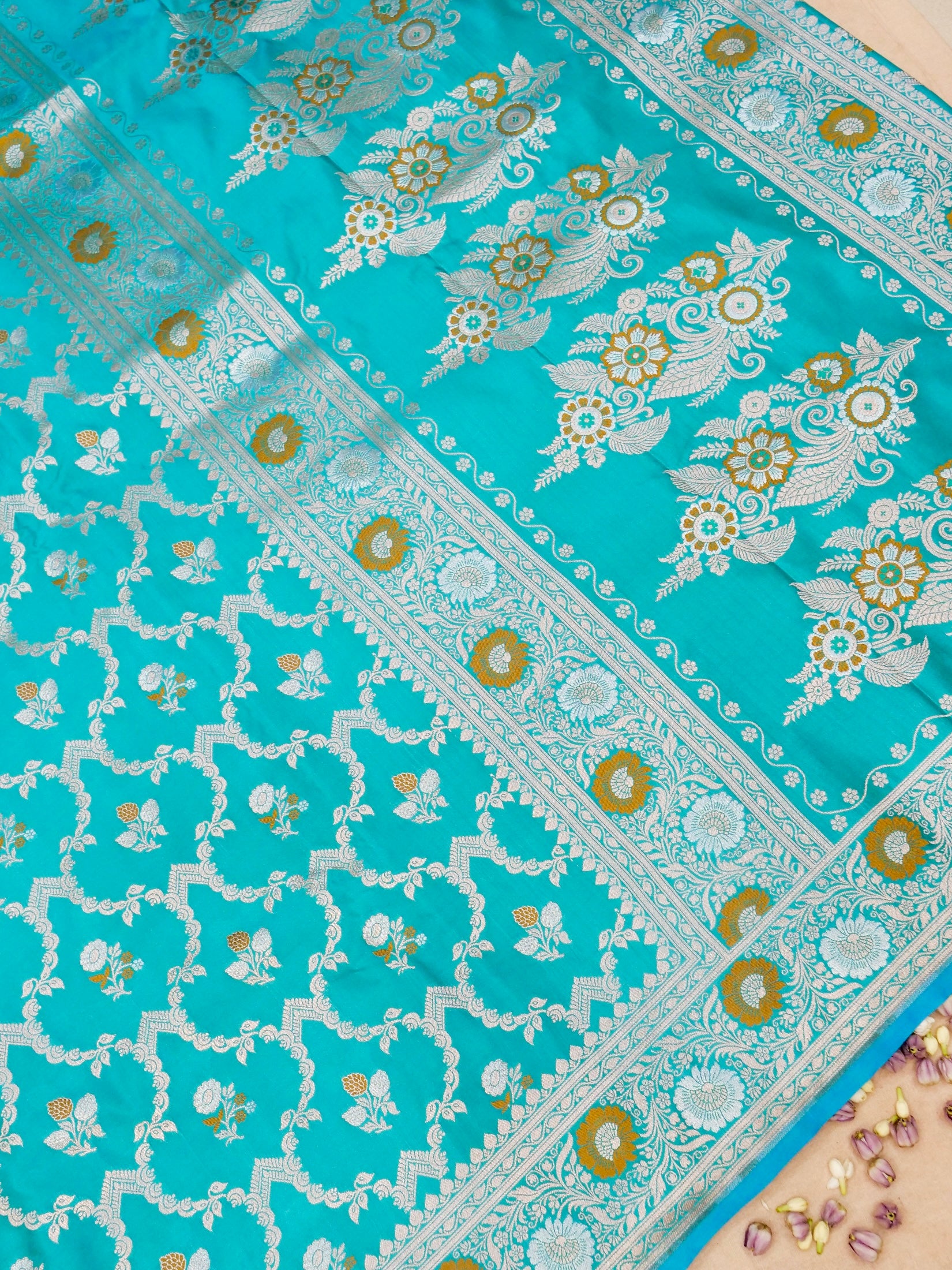 Banarasi Katan Mina Jall