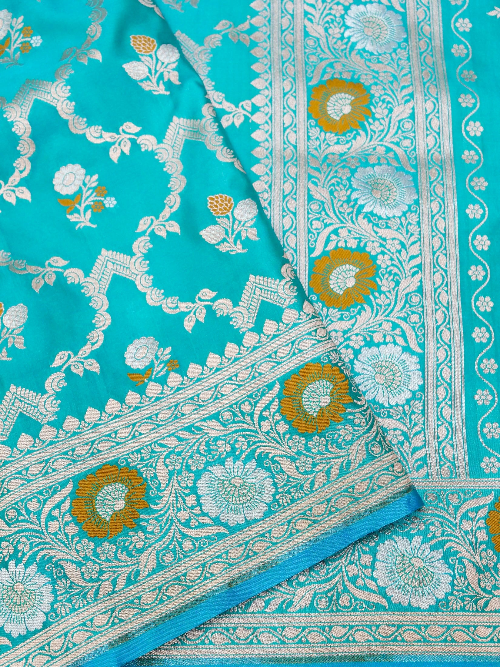 Banarasi Katan Mina Jall