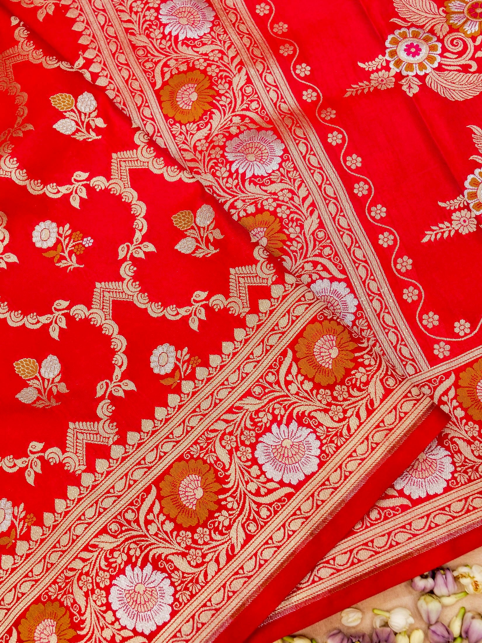 Banarasi Katan Mina Jall