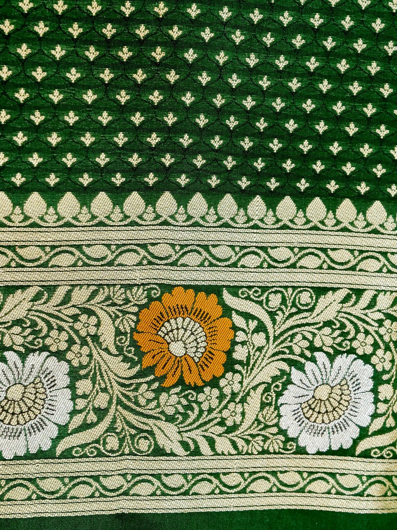 Banarasi Katan Mina Jall