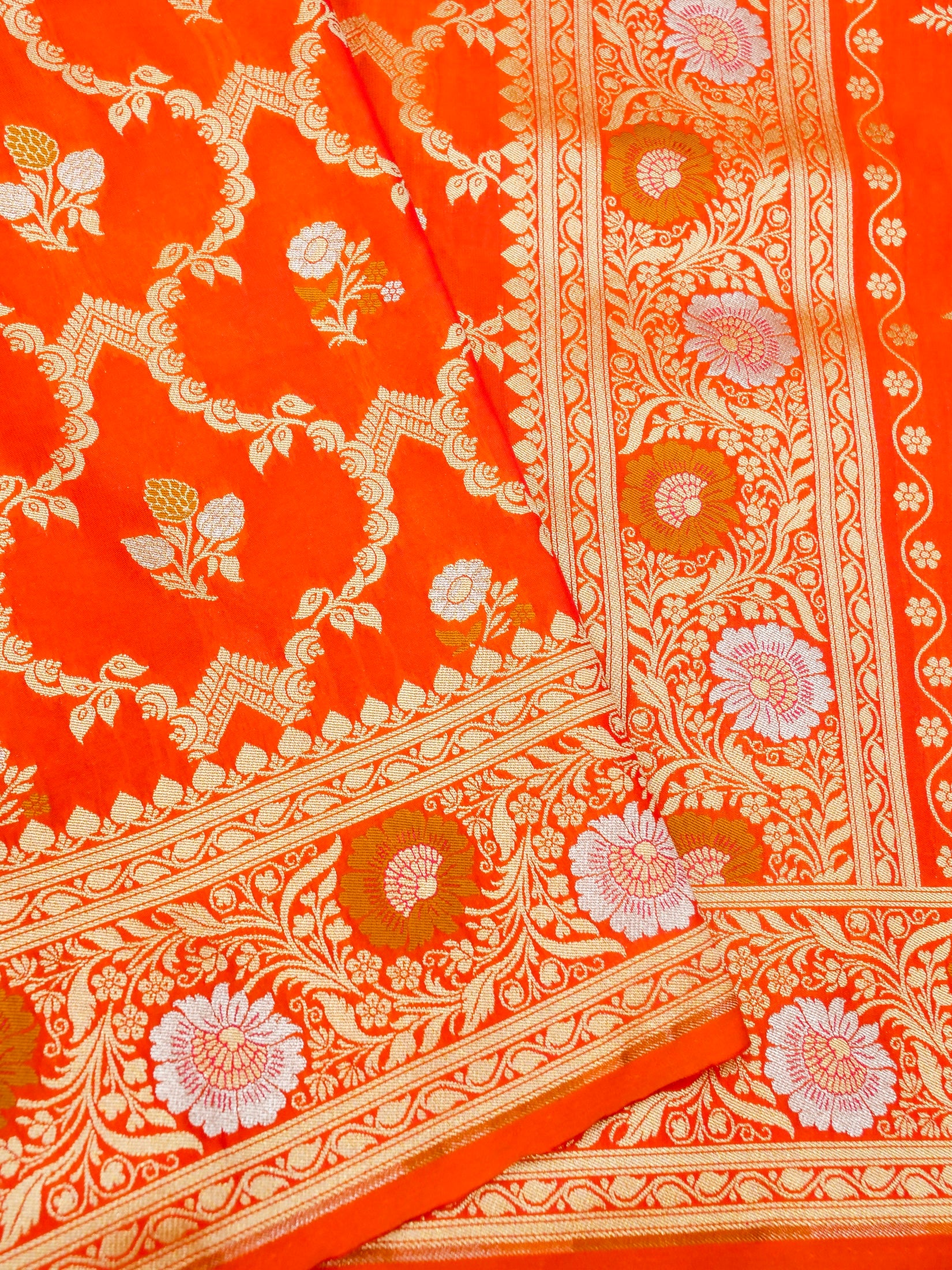 Banarasi Katan Mina Jall