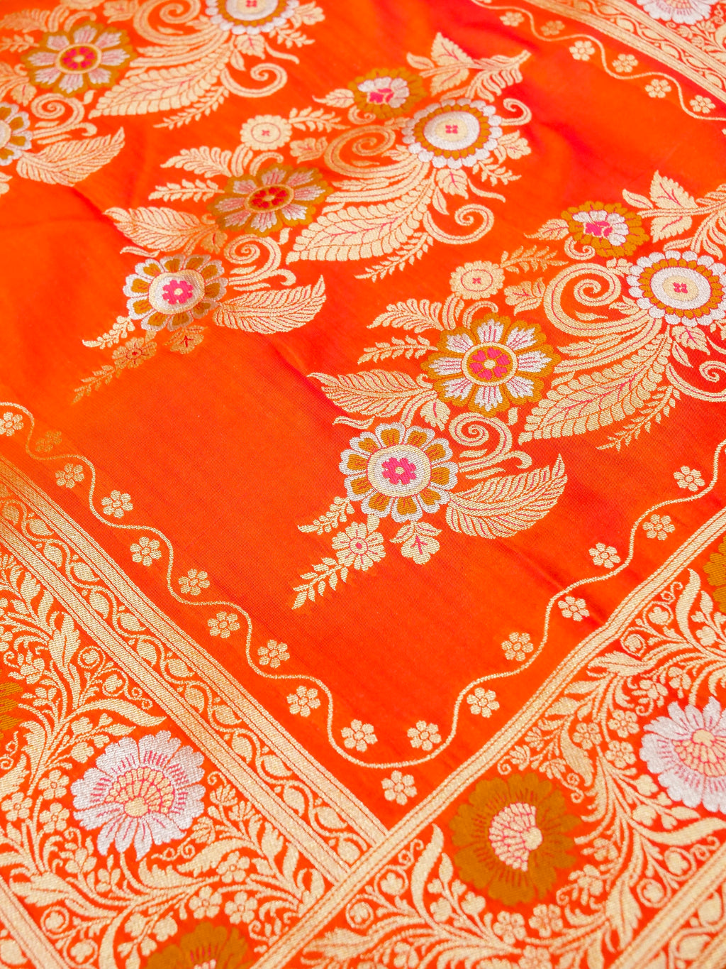 Banarasi Katan Mina Jall