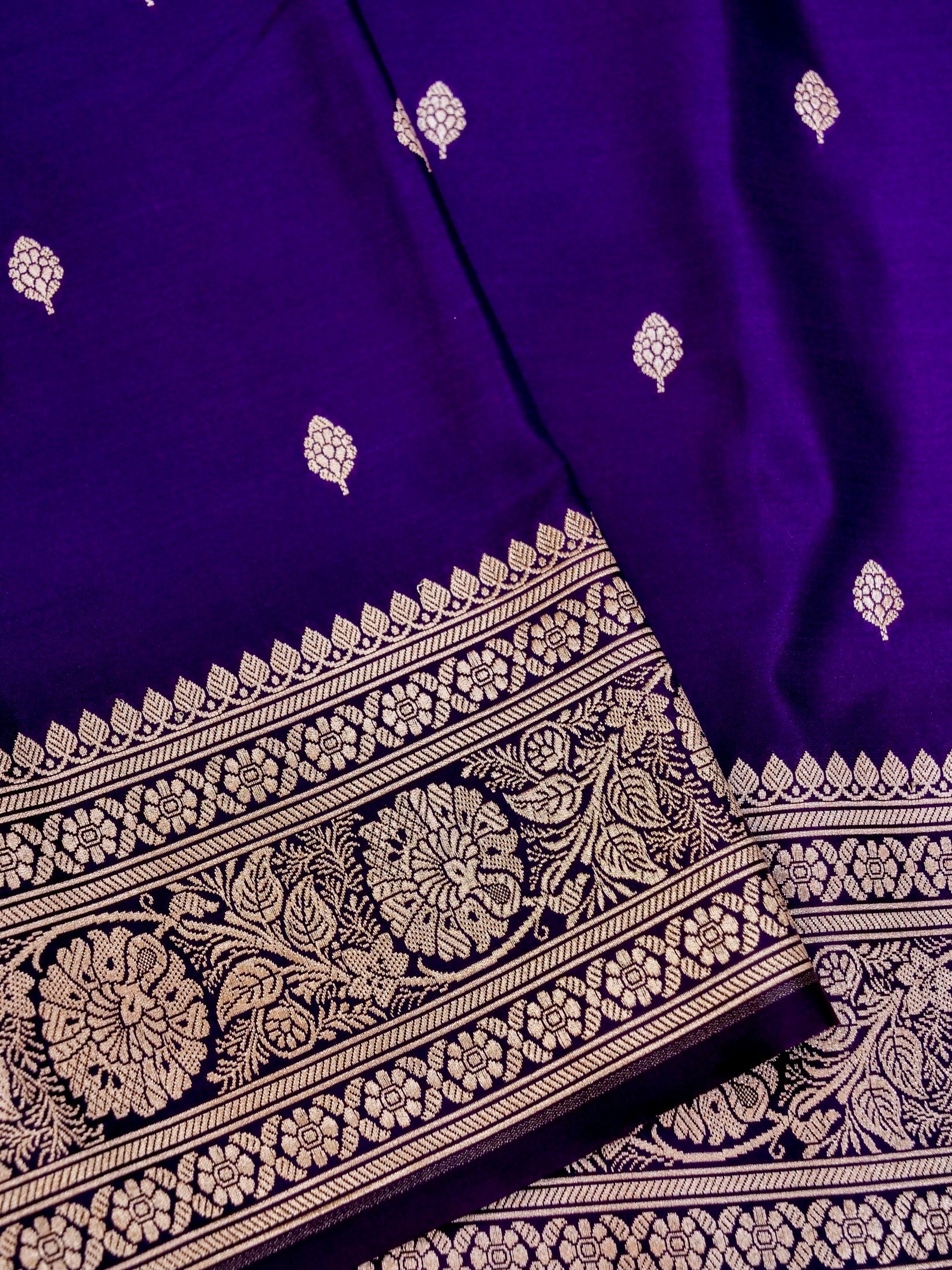 Banarasi Mashru Silk in blue